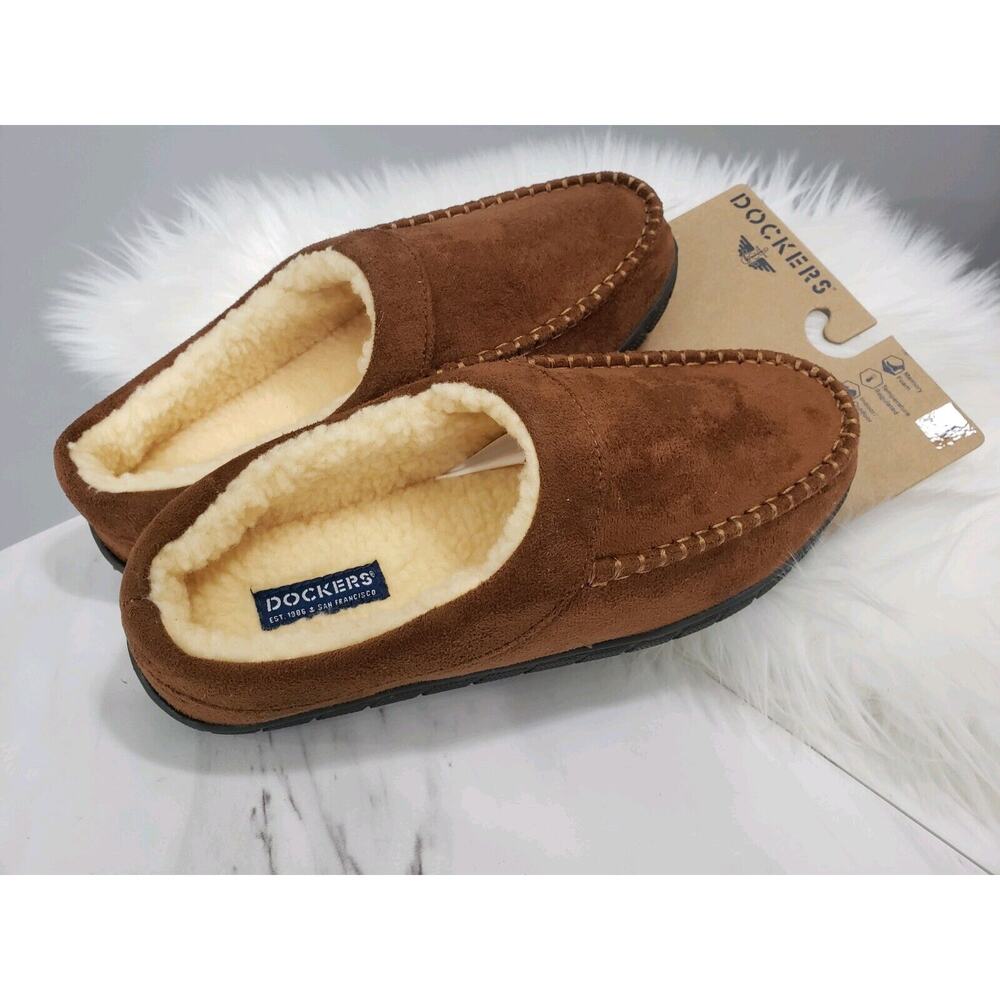 NEW DOCKERS MEN'S SUEDE SLIPP ON BROWN SLIPPERSโ MEDIUM 7/8 HOUSE SHOE
